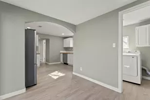 675 Knox Ct, Denver, CO 80204 - Photo 14