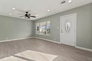 675 Knox Ct, Denver, CO 80204 - Photo 4