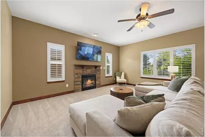 8555 Blackwood Dr, Windsor, CO 80550 - Photo 12