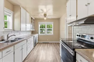 1716 12th St, Greeley, CO 80631 - Photo 10