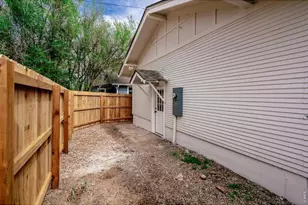 806 W Laurel St, Fort Collins, CO 80521 - Photo 18