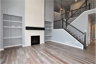 1141 Crown Sparrow St, Johnstown, CO 80534 - Photo 2