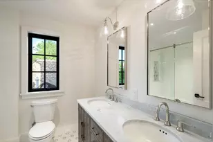 888 S Franklin St, Denver, CO 80209 - Photo 24