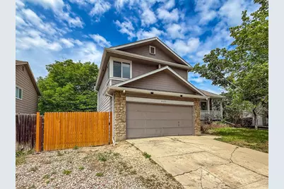 2155 Stuart St, Longmont, CO 80501 - Photo 2