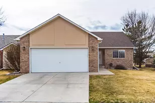 1720 32nd St, Evans, CO 80620 - Photo 2