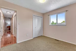 2501 Lanyon Dr, Longmont, CO 80503 - Photo 22