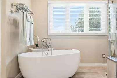 6448 Southridge Greens Blvd, Fort Collins, CO 80525 - Photo 16