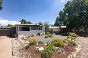 924 E Kelly Dr, Loveland, CO 80537 - Photo 2