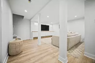 910 S Euclid Way, Denver, CO 80209 - Photo 30