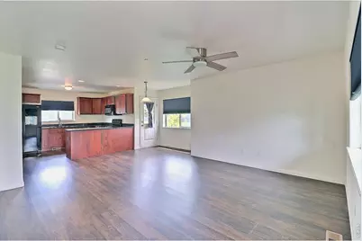 3660 W 25th St #1704, Greeley, CO 80634 - Photo 8