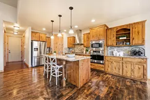 5506 Evangeline Dr, Windsor, CO 80550 - Photo 10