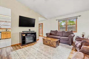 301 N 44th Ave Ct, Greeley, CO 80634 - Photo 10