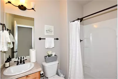 2405 Juno Ln, Johnstown, CO 80534 - Photo 28