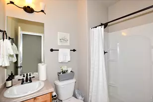 2405 Juno Ln, Johnstown, CO 80534 - Photo 28