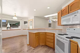 641 Radiant Dr, Loveland, CO 80538 - Photo 8