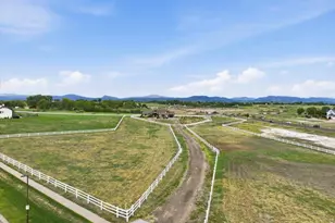 7005 Clearwater Dr, Loveland, CO 80538 - Photo 2