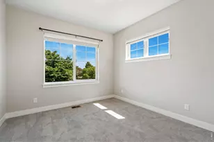 2556 Des Moines Dr, Fort Collins, CO 80525 - Photo 18