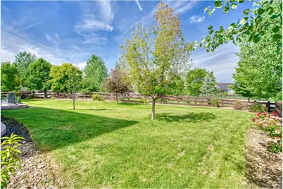 107 Ibiza Ct, Windsor, CO 80550 - Photo 38