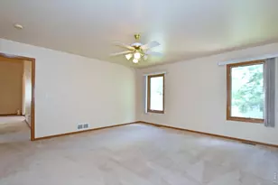 907 N 4th St, Johnstown, CO 80534 - Photo 28