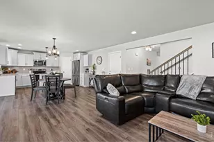 5523 Segundo Dr, Loveland, CO 80538 - Photo 8