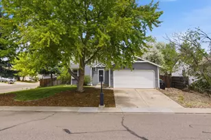 2236 Tulip St, Longmont, CO 80501 - Photo 2