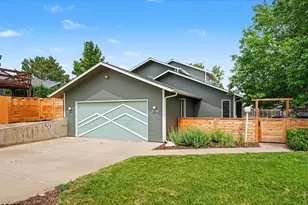 2126 Genoa Ct, Loveland, CO 80538 - Photo 2