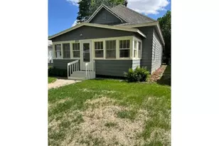 221 Walnut St, Windsor, CO 80550 - Photo 2
