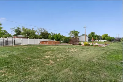 1805 10th St SW, Loveland, CO 80537 - Photo 38