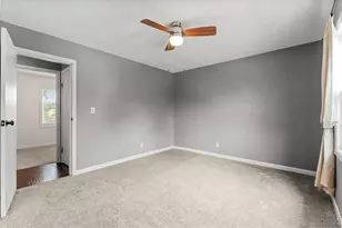 1805 10th St SW, Loveland, CO 80537 - Photo 12