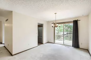 1621 Hoffman Dr, Loveland, CO 80538 - Photo 8