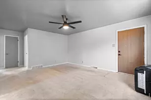 920 Newton St #920/922, Denver, CO 80204 - Photo 8