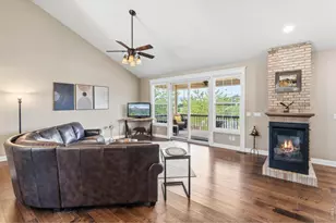 3653 Parlin Ct, Loveland, CO 80538 - Photo 10