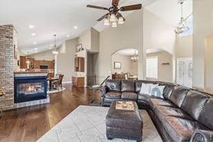 3653 Parlin Ct, Loveland, CO 80538 - Photo 12