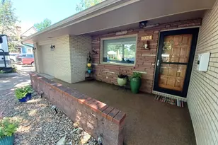 1024 Collyer St, Longmont, CO 80501 - Photo 2