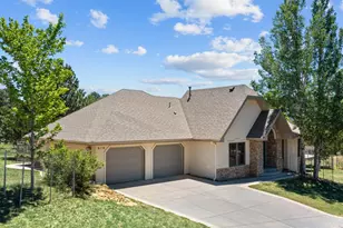 610 Findley Ct, Estes Park, CO 80517 - Photo 1