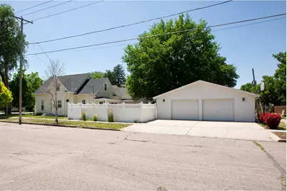204 Park St, Sterling, CO 80751 - Photo 6