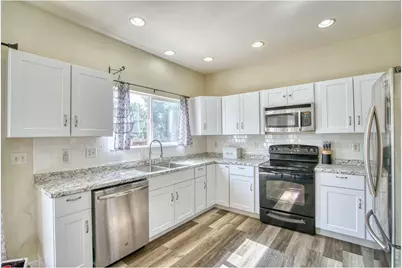 11316 Deerfield Dr, Firestone, CO 80504 - Photo 6