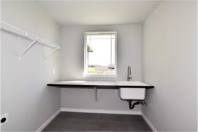 1102 Crown Sparrow St, Johnstown, CO 80534 - Photo 34