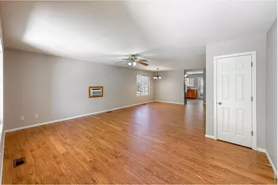 3513 Gunbarrel Ct, Evans, CO 80620 - Photo 10