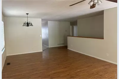 3513 Gunbarrel Ct, Evans, CO 80620 - Photo 4