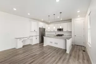 5339 E 147th Ave, Thornton, CO 80602 - Photo 8