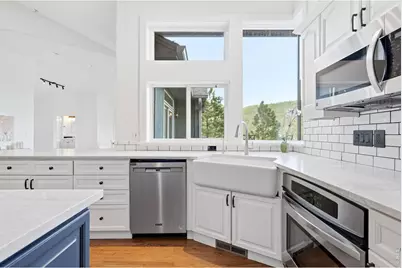 208 Seven Hills Dr, Boulder, CO 80302 - Photo 10