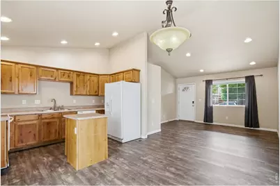 2235 Sopris Cir, Loveland, CO 80537 - Photo 14
