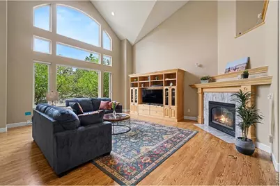 680 Findley Ct, Estes Park, CO 80517 - Photo 14