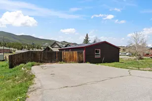 631 Summit Dr, Dillon, CO 80435 - Photo 22