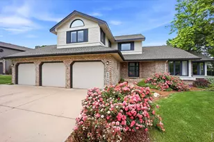 2204 Brixton Rd, Fort Collins, CO 80526 - Photo 2