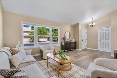907 Shire Ct, Fort Collins, CO 80526 - Photo 4