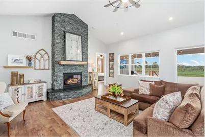 100 Curtis Lake Ln, Fort Collins, CO 80524 - Photo 4