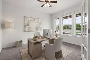 1744 Edgewater Pl, Longmont, CO 80504 - Photo 4