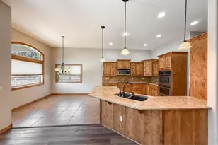 1986 E Seadrift Dr, Windsor, CO 80550 - Photo 12